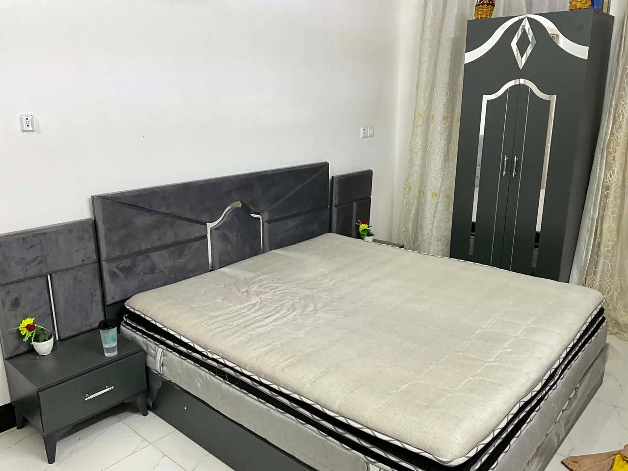 سلام عليكم غرفه بعدها جديده 7 قطع 700


**إذا كنت صاحب هذا الإعلان وتريد حذفه لأي سبب، رجاءا أرسل رسالة إلى الدعم الفني**