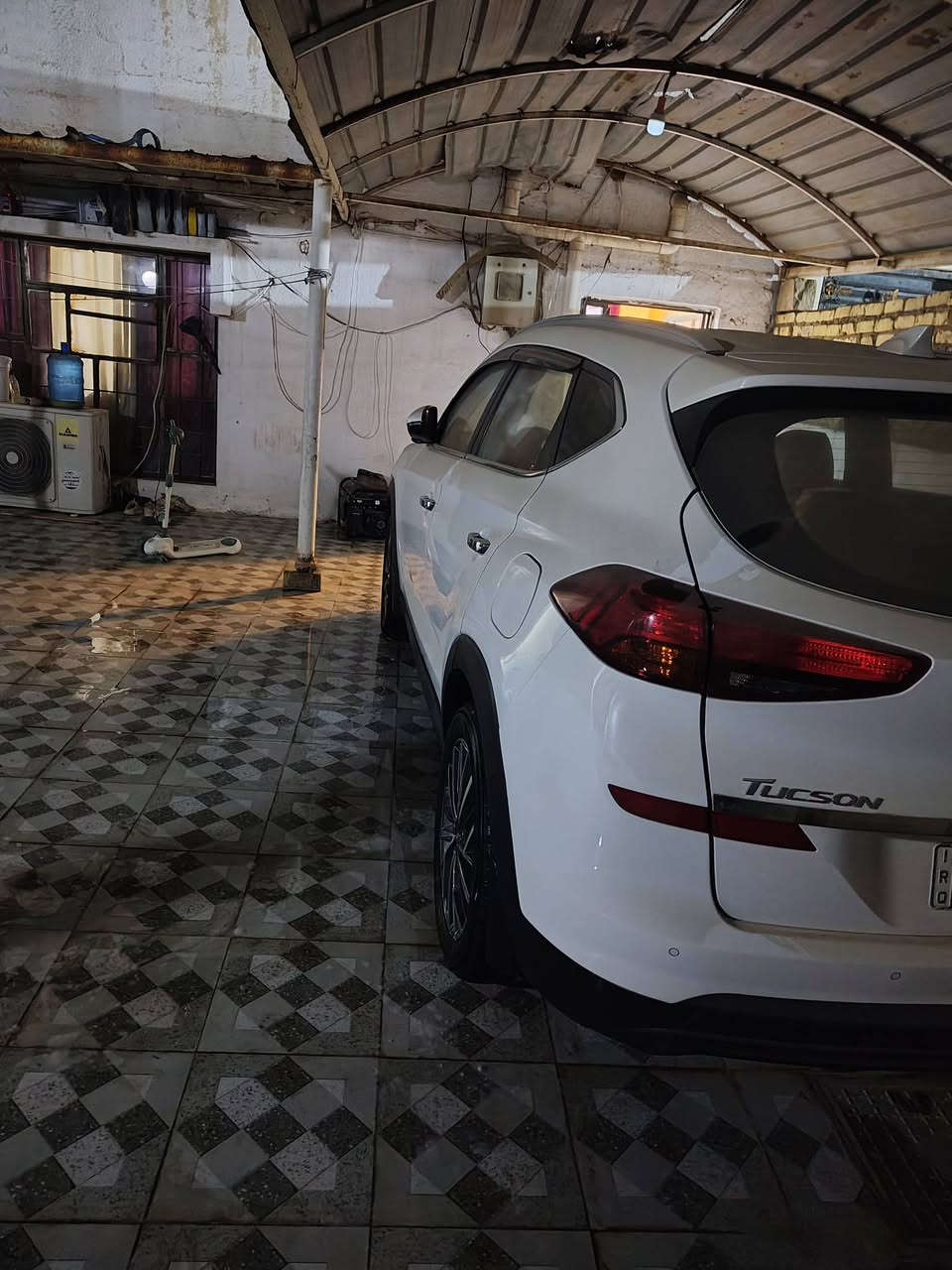 السلام عليكم توسان موديل 20خليجي كفالة عامه رقم قادسيه الجديد خمس عدسات شركه الكاصد سياره جديده معه الكلمه مكان ديوانيه ***********
