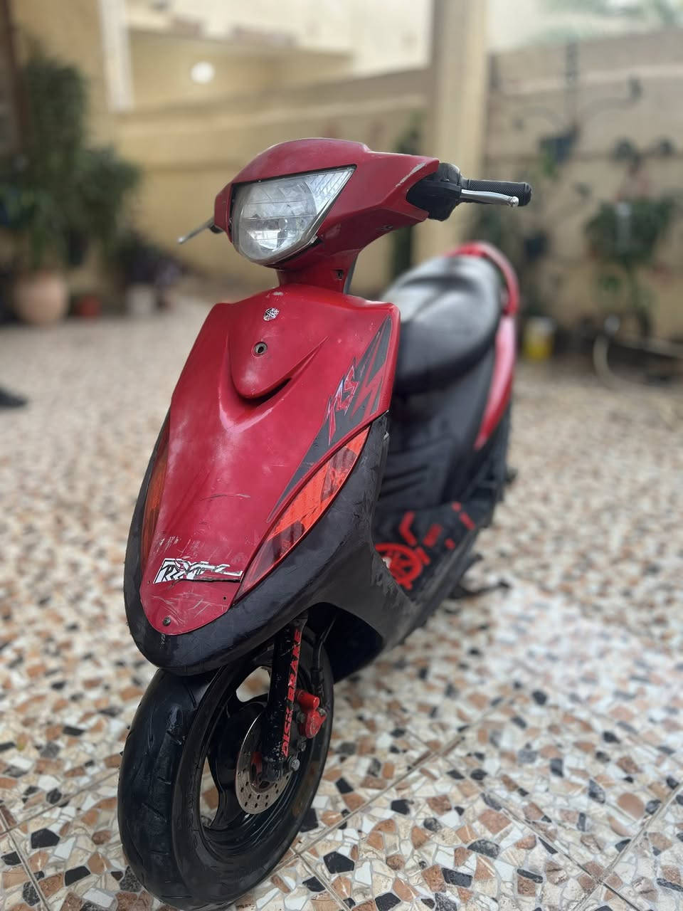 سلام عليكم
ماكس عدله للبيع
مكينه مكفوله كفاله عامه
كفراتها مختمه
دواخلها ملاح
كلشي بيها بلاد عل حالة الوكاله
رايدها ب790وبيها مجال للشراي 
مكاني تقاطع القدس 
رقمي موجود واتساب
***********
