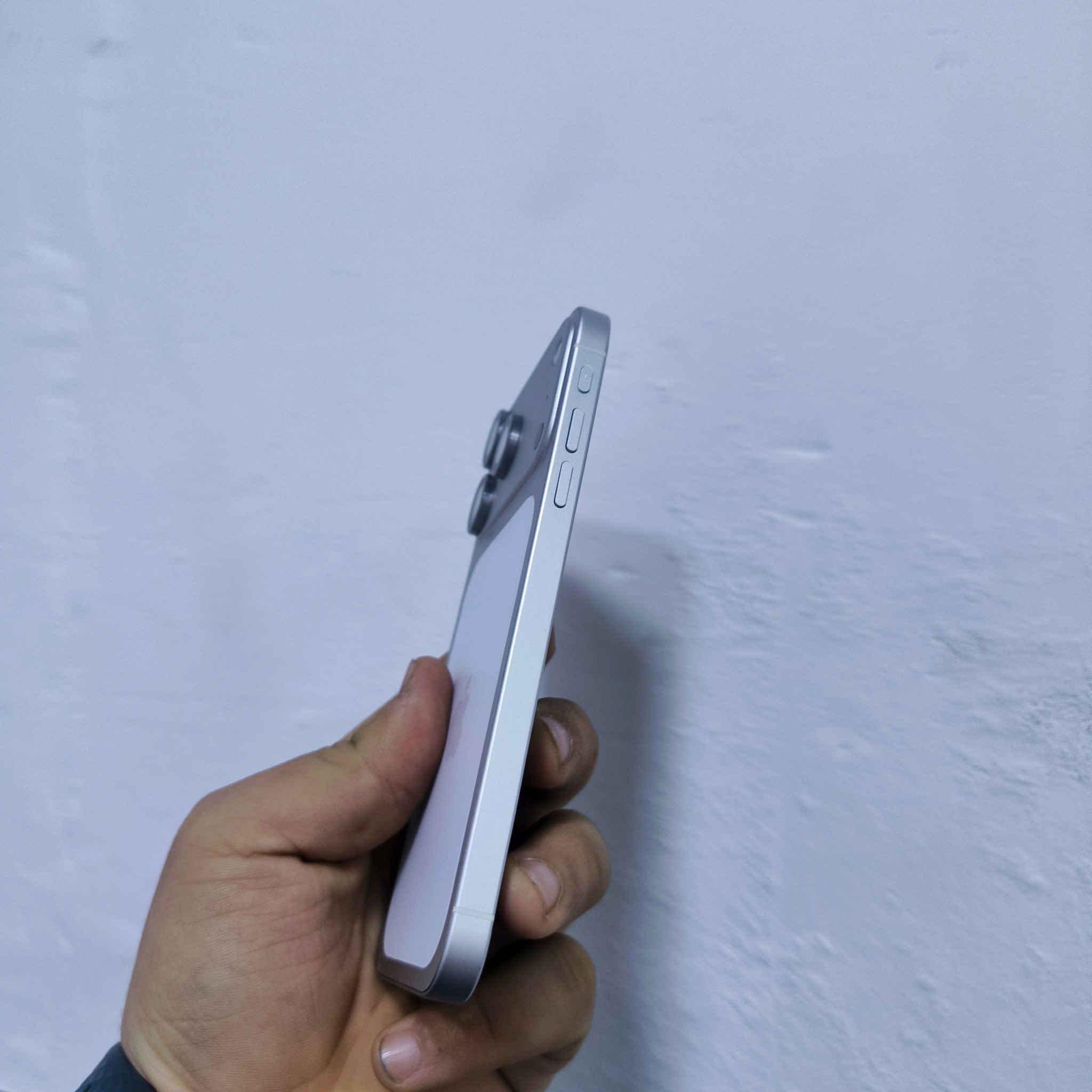 ️ السَّلَاْمُ‌ ‌عَلَیْکُم‌  .اکیس ئار محور.17.
بطاریە.100جدید
شاشە.مبدل اصلي
شریحە:2
256:کیکا
سعرە:250بي مجال 
مکان کرکوك:حریە
رقم ***********
