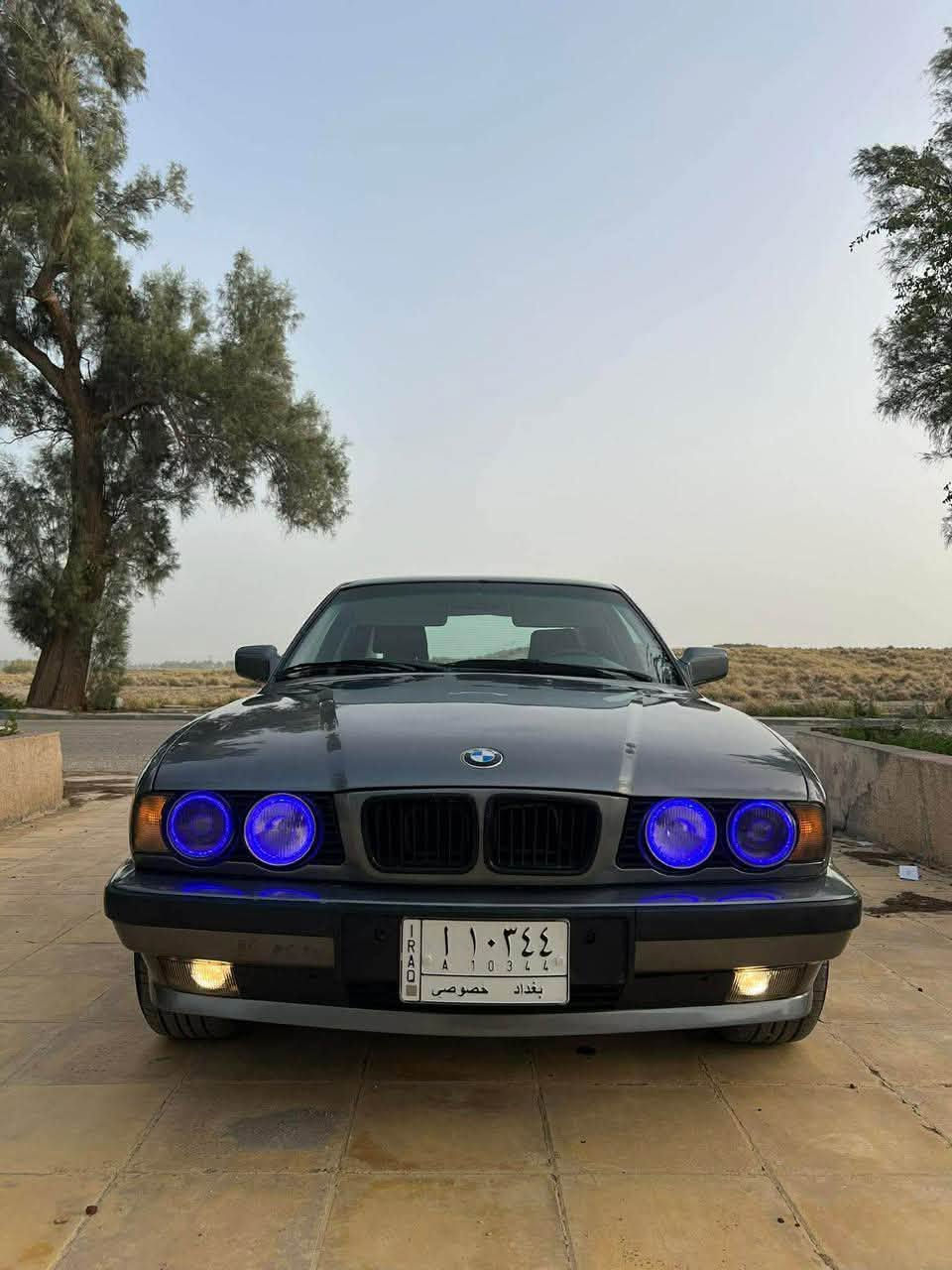 .
اللهم صل على محمد وعلى آل محمد 

525 مسكر عدل اصل بليته وسنويه موديل 92 رقم بغداد ( باسمنا ) السنويه نافذة لغاية 2029 السياره بلاديه حتى التدفئه شغاله مكفوله من الضربه والگص والخياس مصبوغه جماليه من الخارج فقط بيها تراي ونعومه مال حديث 

الگير والمحرك جدد حاويه المانيات ولا برغي مفتوح بيهن 

الحداديه كلها جديده من الطول للطول سفنجه 

منظومة تدفئه وتبريد كلها جديده وبلاد 

الكهربائيات كلها شغاله وبلاد بدون جطل وتيب 

تخم تاير اصلي جديد وباتري 90 جديد 

الحماوه ثابته تحت النص صيف وشتاء 

المواصفات المعروفه 

فتحه سلايت 

بچم عريض اصل 

دبل ايرباك 

دبل چكمچه 

كشنات فول كهرباء حتى التجاوي 

الغرفه كارتير ازرق جلد 

تدفئة و تبريد قطعتين فول 

ثلاثة وضعيات قياده 

سوارات لد اصليات 

اربعة جام كهربائي 

كمبيوتر 

بلوتوث وسستم سماعات الماني اصليات فول 

سنتر لوك وسويج ريمونت 

السعر الطلب في التعليقات وسوف يتم الرد تلقائياً 

العنوان بابل مركز المدينه 

*********** صاحب السياره
