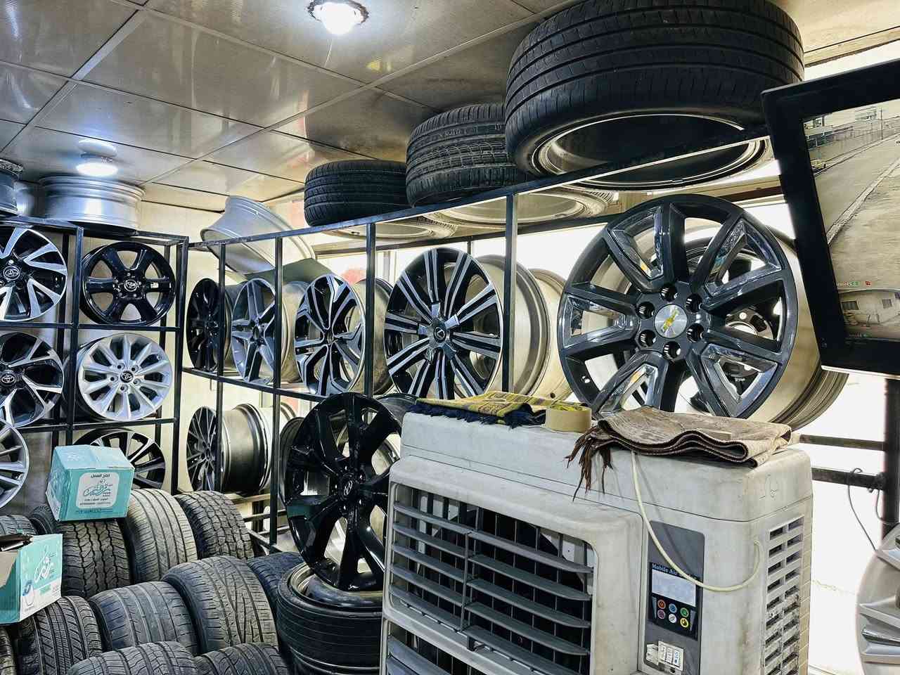 السلام عليكم 
للبيع 
بغداد مجمع مشن تقاطع زيوت معرض الصفار يتوفر توصيل 
للاستفسار واتس اب ***********
