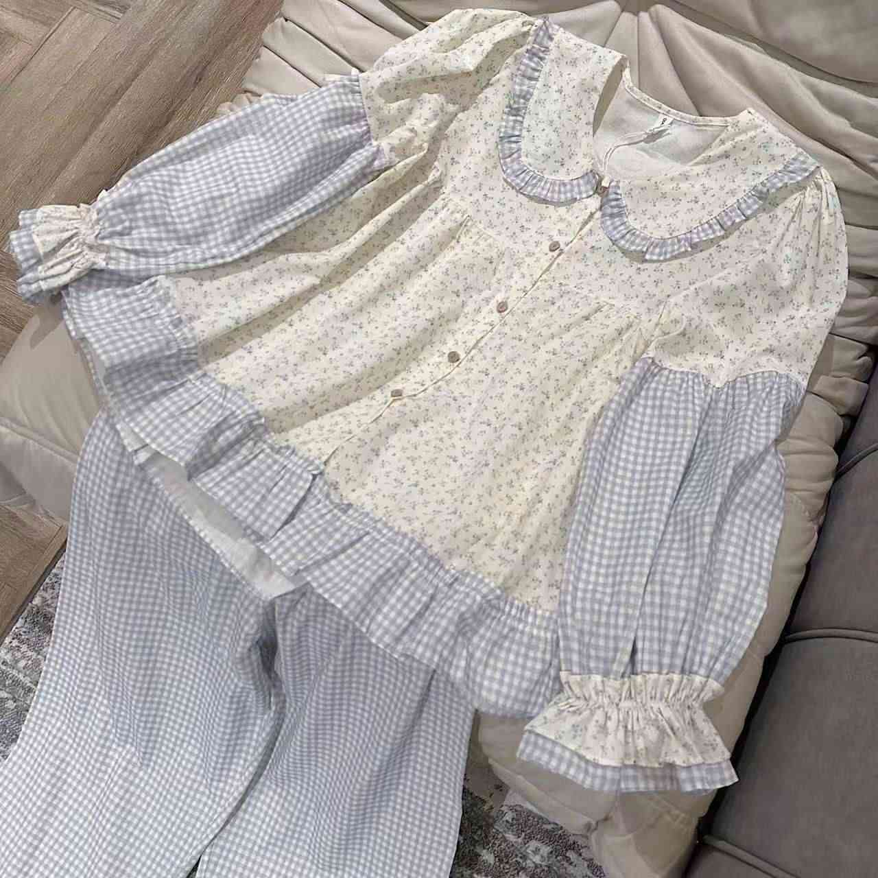 عدد قطع الدرزن: 12 قطعة
القياسات: 1 + 2 + 3
الخامة: قطني صيفي

توصيل مباشر خلال يوم واحد فقط

Su


**إذا كنت صاحب هذا الإعلان وتريد حذفه لأي سبب، رجاءا أرسل رسالة إلى الدعم الفني**