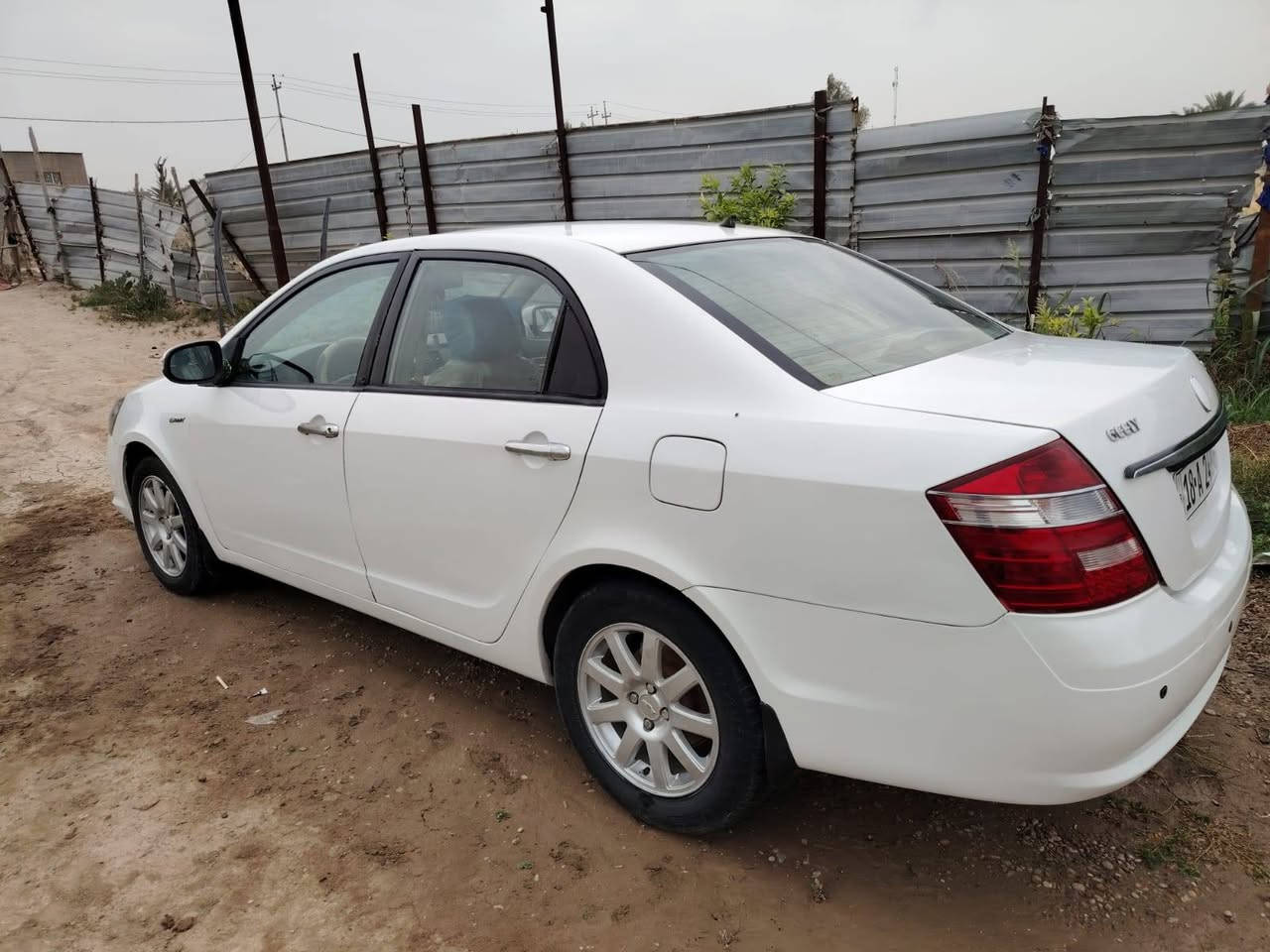 السلام عليكم
للبيع جيلي موبل موديل 2012 مكفولة من الضربة والتبديل فقط معمرات الدواير كير عادي محرك تبريد غرفة حدادية كهربائيات رقم بابل دولي السعر ٥٨ مجال بسيط جدا *********** المكان بابل ابي غرق
