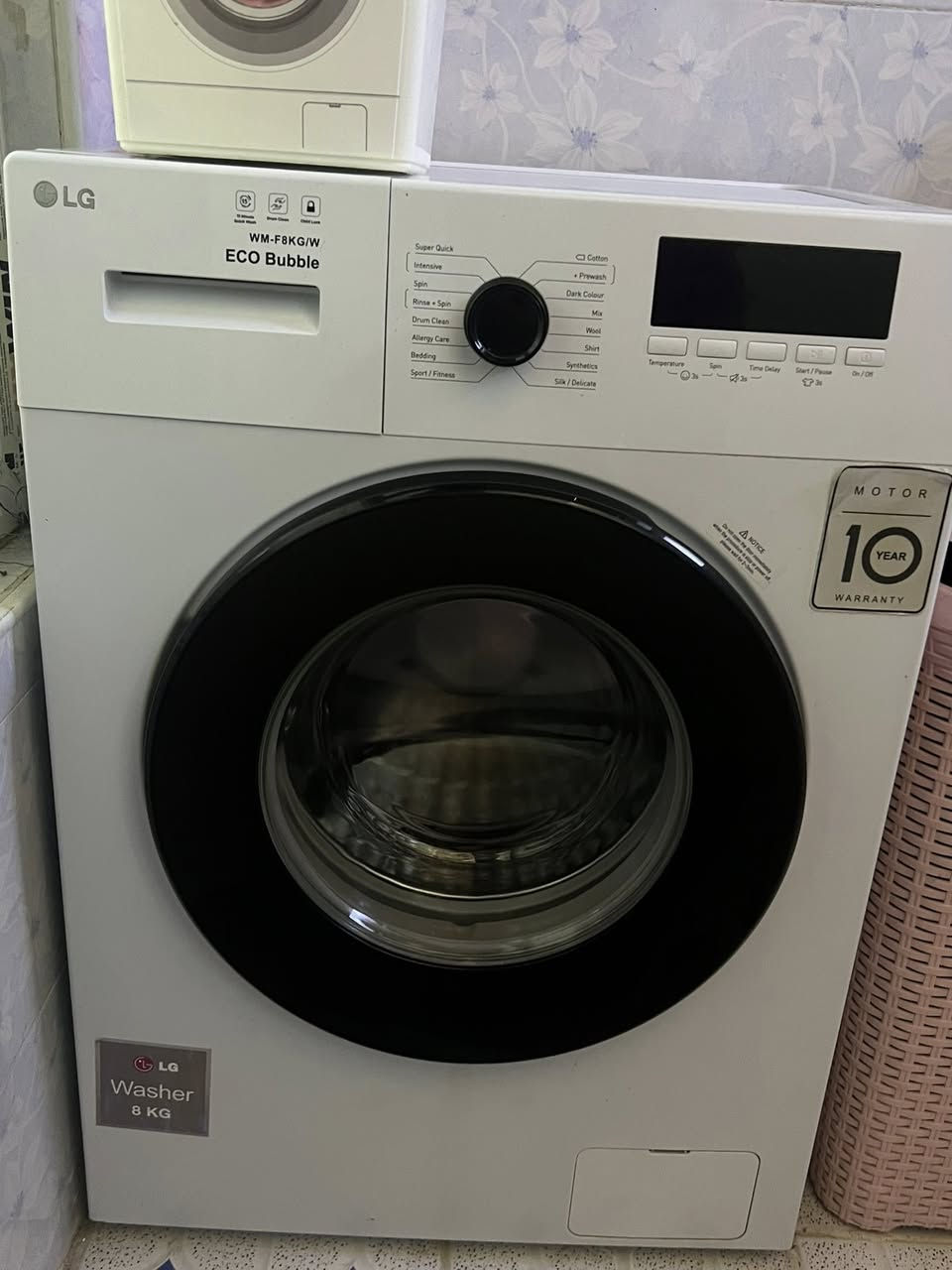 غسالة LG للبيع 8Kg
 مستخدمة اقل من سنة لساتها  جديدة بدعاية سفر 
سعر 180 $ مع مراعة عنوان شيخ احمد


**إذا كنت صاحب هذا الإعلان وتريد حذفه لأي سبب، رجاءا أرسل رسالة إلى الدعم الفني**