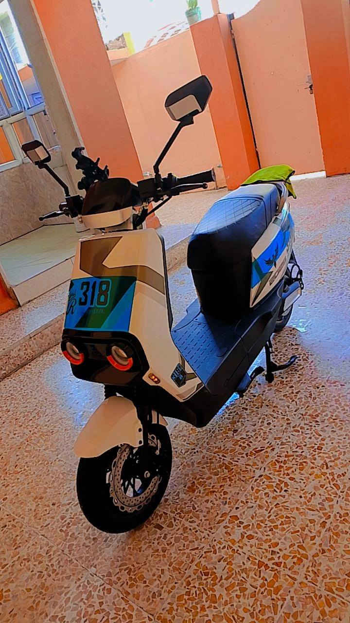 السلام عليكم مطار للبيع جديد زيرو 318 2025 نظافه فول بطاريات 6  واللي يريد يفوت خاص‏‪0751 762 9816‬‏موصل الرشيديه📞
