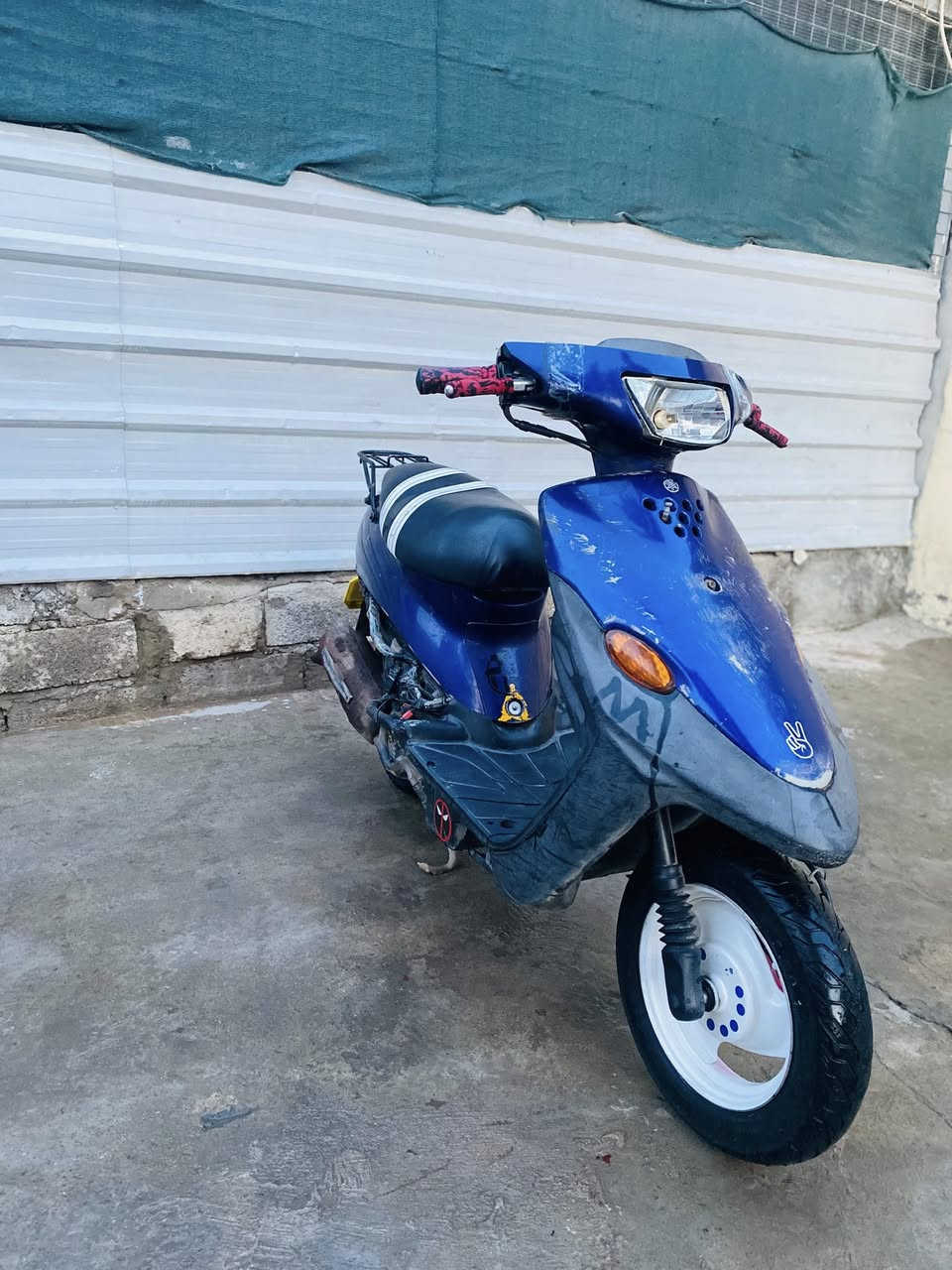 اسلام عليكم نحله 9 زروف ماطور بس تريشه رايدلو مكينه مفتوحه مره واحده شلعه معدل ماطور فول بس، قبق هندر مفتوح باقي، شرط السعر 280 بي مجال رقم ***********
