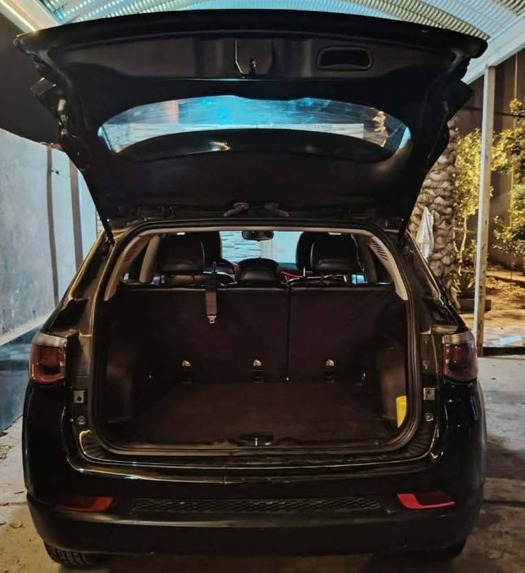 للبيع جيب كومبارس موديل 2019
رقم بغداد انكليزي بسمي
هزه جديده
وارد امريكي حادثه فقط جاملغ وبنيد سونار داخل المنشور 
والباقي مكفول
حداديه تخم تاير باتري جديد
مابيه اي ملاحضه
تبريد ثلج +قطعتين
السعر ١١٢ وبيه مجال قليل
رقمب ***********
