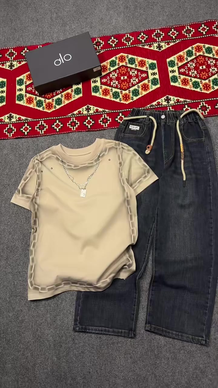 سوت والادي شبابي موديلات جديدة محل مقتدى صالح سوك مسكوف قرب قرطاسيه عزيز يوجد خدمة توصيل جميع محافظة العراق تواصل ***********
