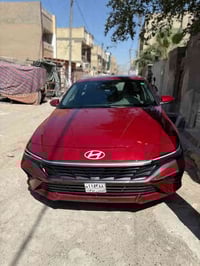 للبيع وبالعافيه على الياخذهه هونداي النترا 2024  الشكل الجديد لون احمر...