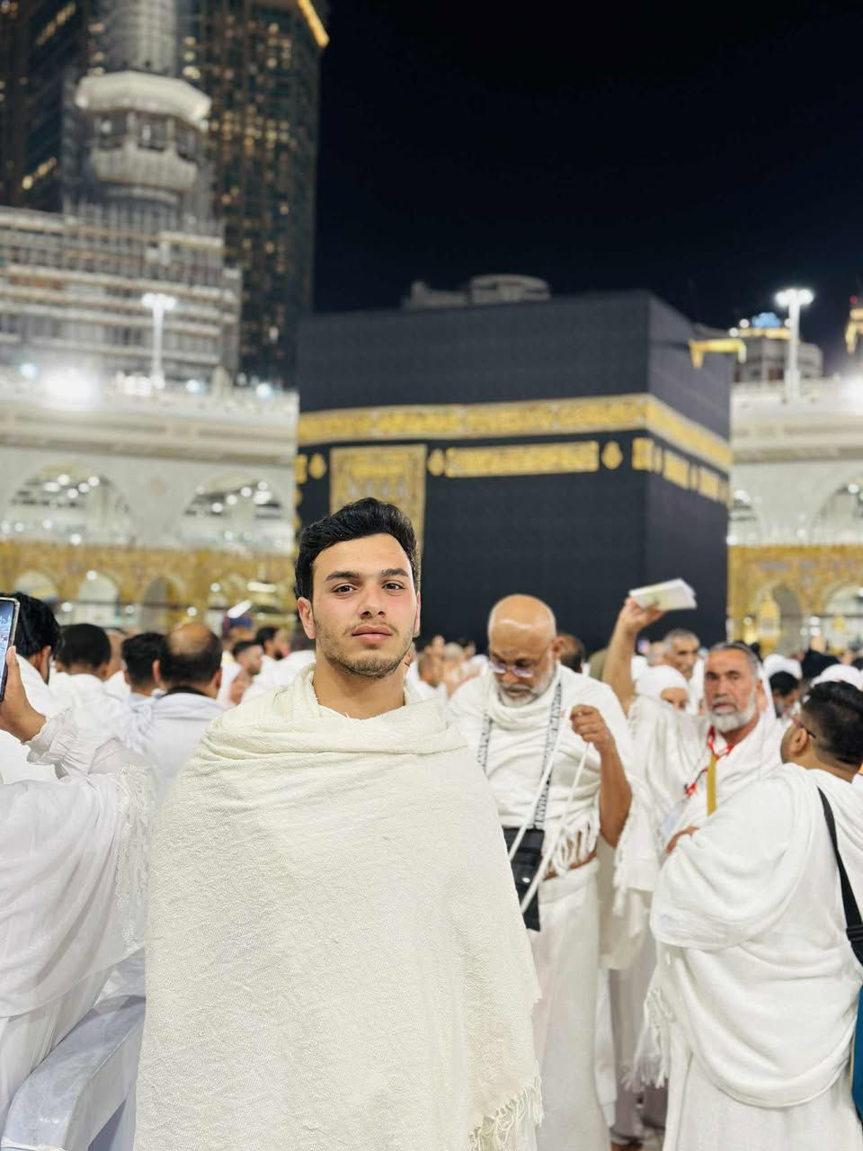 عمرتي رجب وشعبان بتاريخ 1/16
سلم جوازك واحجز مقعدك 
لعرض حجز الفنادق والباصات وإكمال الفيزا 
فنادق قريبه من الحرم المكي والمدينه المنوره 
ثلاث وجبات أكل 
هدايا للمعتمرين 
شعارنا ايدك بجيبك من بيتك لبيتك 
خدمة ضيوف الرحمن شرف لنا 
للتواصل معنا 
***********
***********
حجي فيصل البديري 
------------**********
***********
***********
حجي مهدي الثويني
