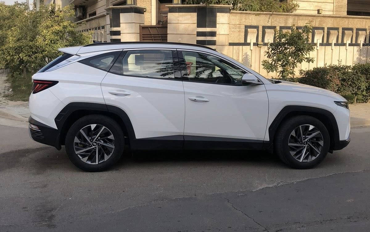 السلام عليكم ‭
توسان  2023  خليجي فول عدا البنوراما 
 داخل اسود ماشية 27 الف 
 مكفولة من الصبغ والبارد رقم بغداد بسمي تحويل مباشر مكان السيارة بغداد
السعر 203 بي مجال 
 اتصال /***********
اي استفسار اتصال ع الرقم .
