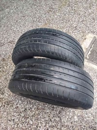 زوج تايرات مستخدم حجم 235/55/19 سعرهن ٥٠ الف مكاني بغداد 07727676317