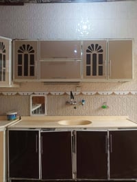 كاونتر • نظيف • بدون مرمر