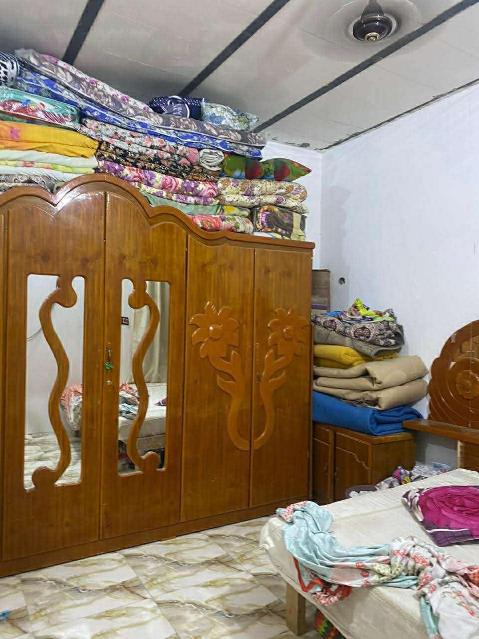 بيت زراعيه للبيع منسابه مساحه ١٠٠م سديناويه قرب منطقة العصوم ***********
