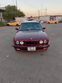 سيارة للبيع بيم موديل 1991  525 مكفوله من كلشي مكينه حداديه كلشي شغال ...