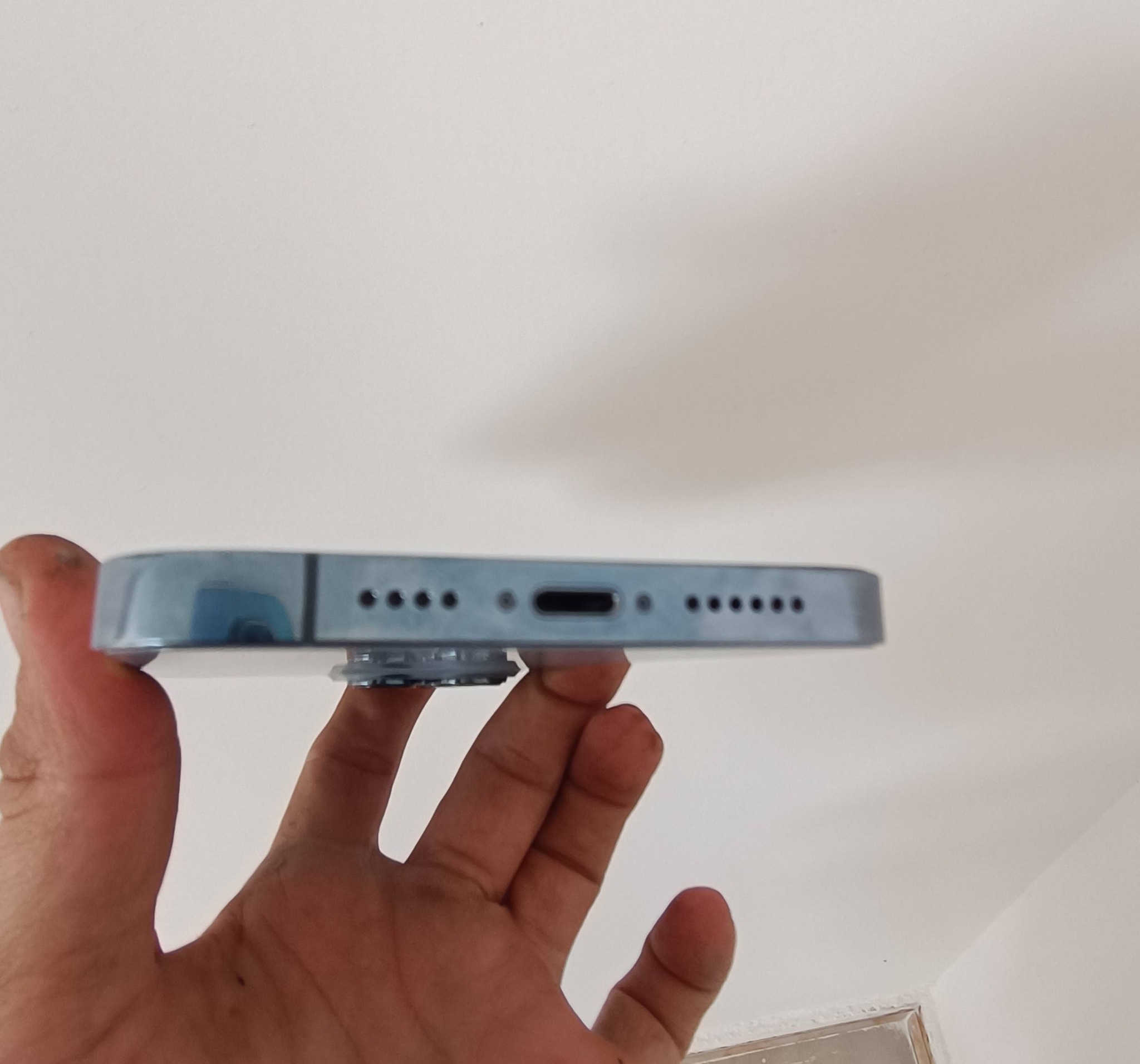 ايفون 13 برو ماكس 

ذاكره 256 

النموذج M عربي شرق اوسط 

البطاريه 100٪ 

جهاز نضيف  (فقط مستبدل بورد)

ملحقات ماويا 

السعر 450


**إذا كنت صاحب هذا الإعلان وتريد حذفه لأي سبب، رجاءا أرسل رسالة إلى الدعم الفني**