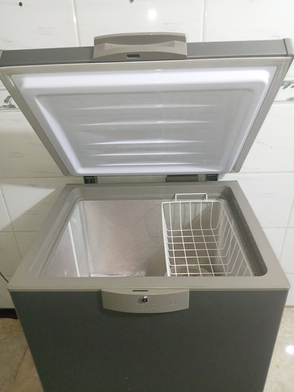 مجمده نضافه 100 /100


**إذا كنت صاحب هذا الإعلان وتريد حذفه لأي سبب، رجاءا أرسل رسالة إلى الدعم الفني**