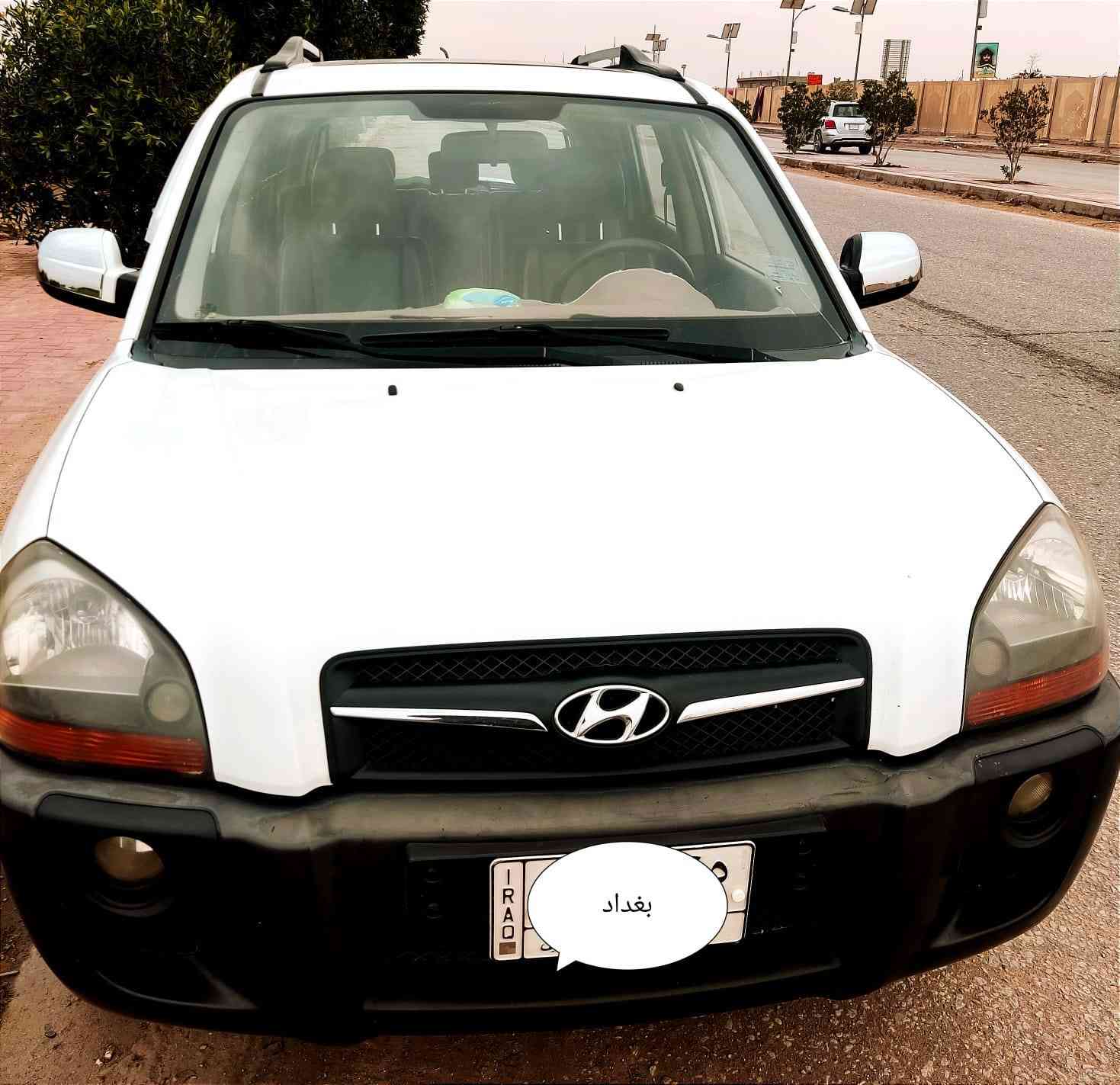 توسان موديل 2009 السيارة كفالة عامة والسنوية مابيهة شي لل2028
(كلين تايتل) 4 سلندر محرك 2400 
تبريد ثلج والحدادية جديدة 
السيارة بيهة منظومة غاز ايطالي اصلي 
السيارة بلاد وماشية بعدادهة اصلي 190 الف 
والسيارة باسمي ورقم بغداد 
السعر : 140 وبيها مجال للشراي 
مكاني النجف الرقم :***********
