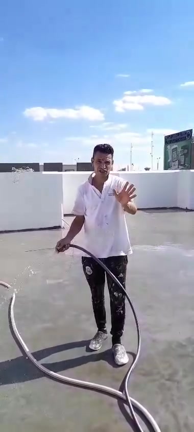 ***********
