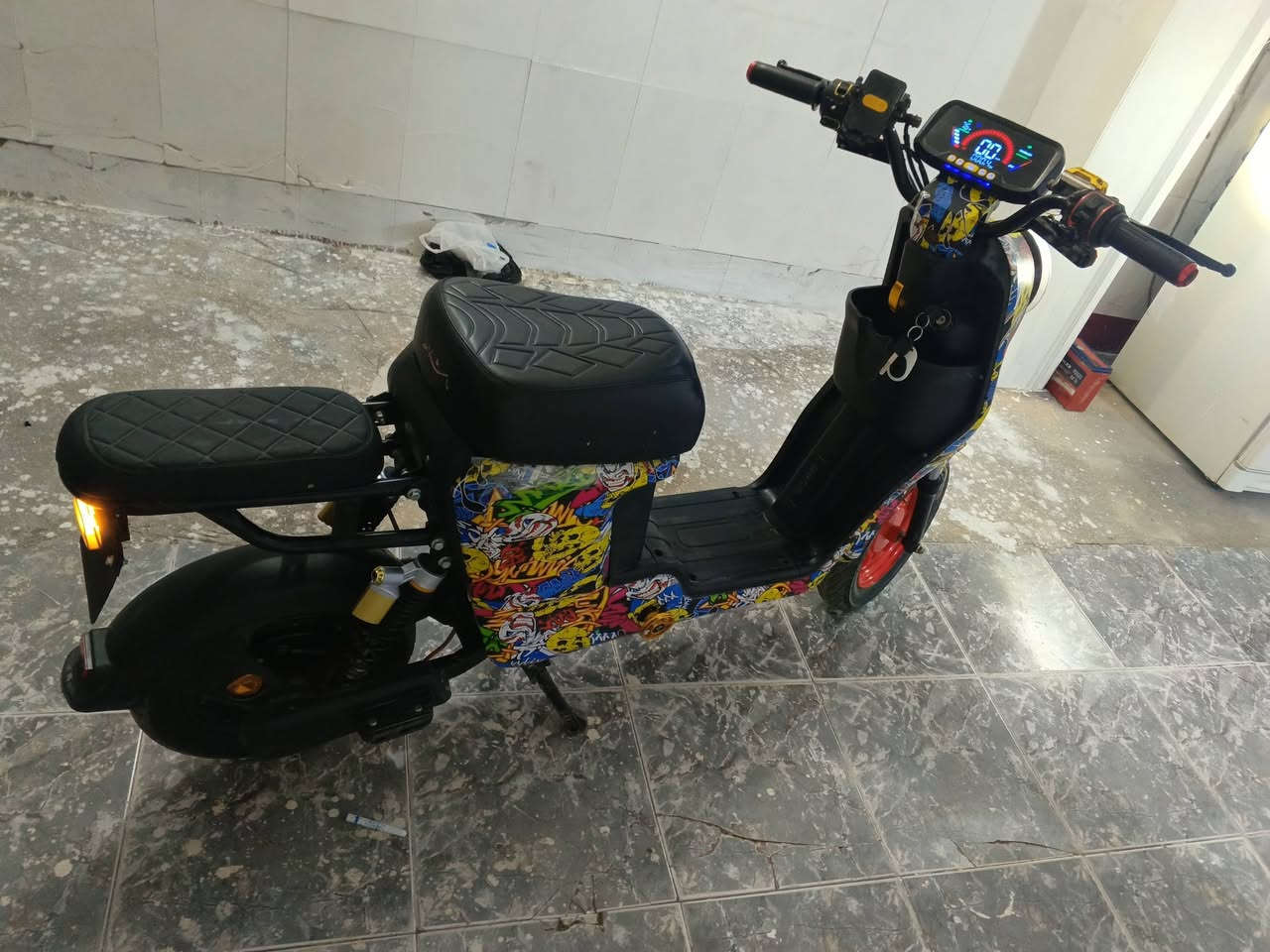 للبيع دراجه شحنR9 6 بطاريات دبل فؤل وصاروخ سعر 360 كربلاء ***********
