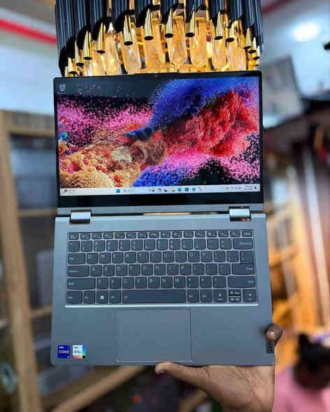 🔥 Lenovo ThinkBook 14s Yoga | قوة وأناقة في جهاز واحد 🔥

لو تدور لابتوب عملي، سريع، وشكله راقـي يناسب الشغل والدراسة مع مرونة كاملة…
💥 ThinkBook 14s Yoga هو الاختيار الصح ✅

💻 المواصفات:
• ⚡ المعالج: Intel Core i7 (الجيل 12)
• 🧠 الرام: 16GB DDR4 
• 💾 التخزين: SSD NVMe سعة 512GB
• 🎨 كرت الشاشة: Intel Iris Xe Graphics
• 🖥 الشاشة: 14 بوصة لمس – فل تاتش
• 🔄 تصميم: 2-in-1 (يفتح 360° ويتحول لتابلت)
• ✍️ دعم القلم
• 🔐 أمان: بصمة
• 🪶 خفيف وأنيق – مناسب للتنقل اليومي

✨ مناسب لـ:
✅ الشغل المكتبي
✅ الدراسة والجامعات
✅ البرمجة
✅ التصميم الخفيف
✅ الاستخدام اليومي السريع

📦 الحالة: ممتازة وجاهز للاستخدام
🔥 جهاز عملي، سريع، ومريح في كل أوضاع الاستخدام الاتصال السعر ٥٧٥ الف مجال بسيط
07822 898744 البصرة, العراق
