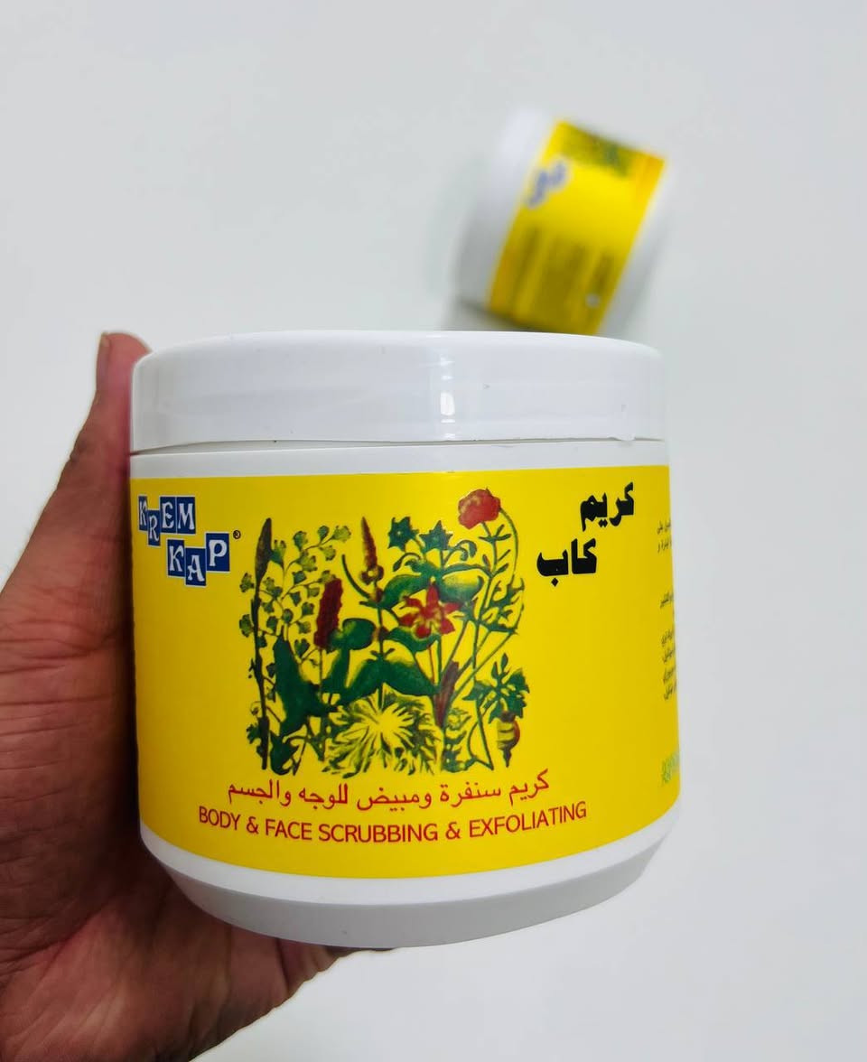 كريم كاب 500 الاصلي ✨✨
مقشر للوجه والجسم عصار - من كريم كاب :

✨تركيبة لطيفة على البشرة تقشر وتزيل التصبغات وتعطي نظارة رهيبة وتوحد لون البشرة 🥹💫
✨ يزيل كريم التقشير جميع الأوساخ والزيوت الزائدة والجلد الميت من وجهك بفعالية لمنحه إشراقة طبيعية.
✨ تحافظ التركيبة المرطبة على وجهك مشرقًا وتمنع ظهور حب الشباب والبقع الداكنة وتغير لونها وغيرها المزيد. يمكنك استخدام هذا الكريم مرة أو مرتين أسبوعيًا للحصول على نتائج متسقة. يمكن وضع الكريم وتدليكه بحركات دائرية للحصول على أفضل النتائج.
المنشأ / السعودية 🇸🇦
سعـر الـقُطعة ~ 19
سعـر القُطعتين ~ 31
التـوصيل بغداد 4 ومحافظات 6
﹏﹏﹏﹏﹏﹏﹏﹏﹏. 🩷⋆˚🧁✧˚.🎀 
أذا زبون طلب منتج ثاني وياة عابر ١٠ يصير خصم : 
سعـر الـقُطعة ~ 13


**إذا كنت صاحب هذا الإعلان وتريد حذفه لأي سبب، رجاءا أرسل رسالة إلى الدعم الفني**