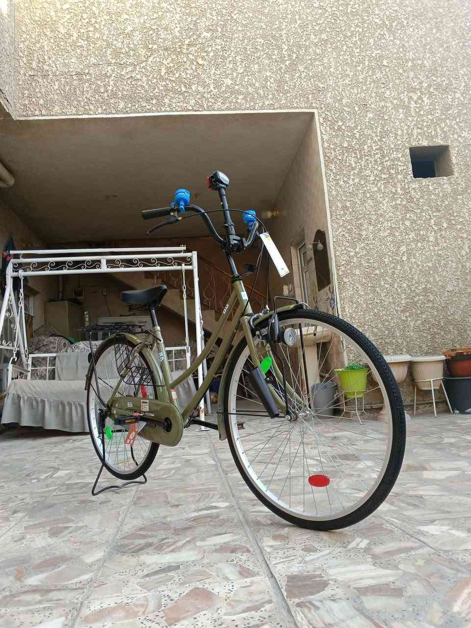 سلام عليكم بيع مستعجل
بيدي 2022 
اصلي 
حاويه
كفاله عامه 
شرط تجي وتشوف
السعر 155 بي مجال الطيبين
العنوان بغداد الشعب
***********
