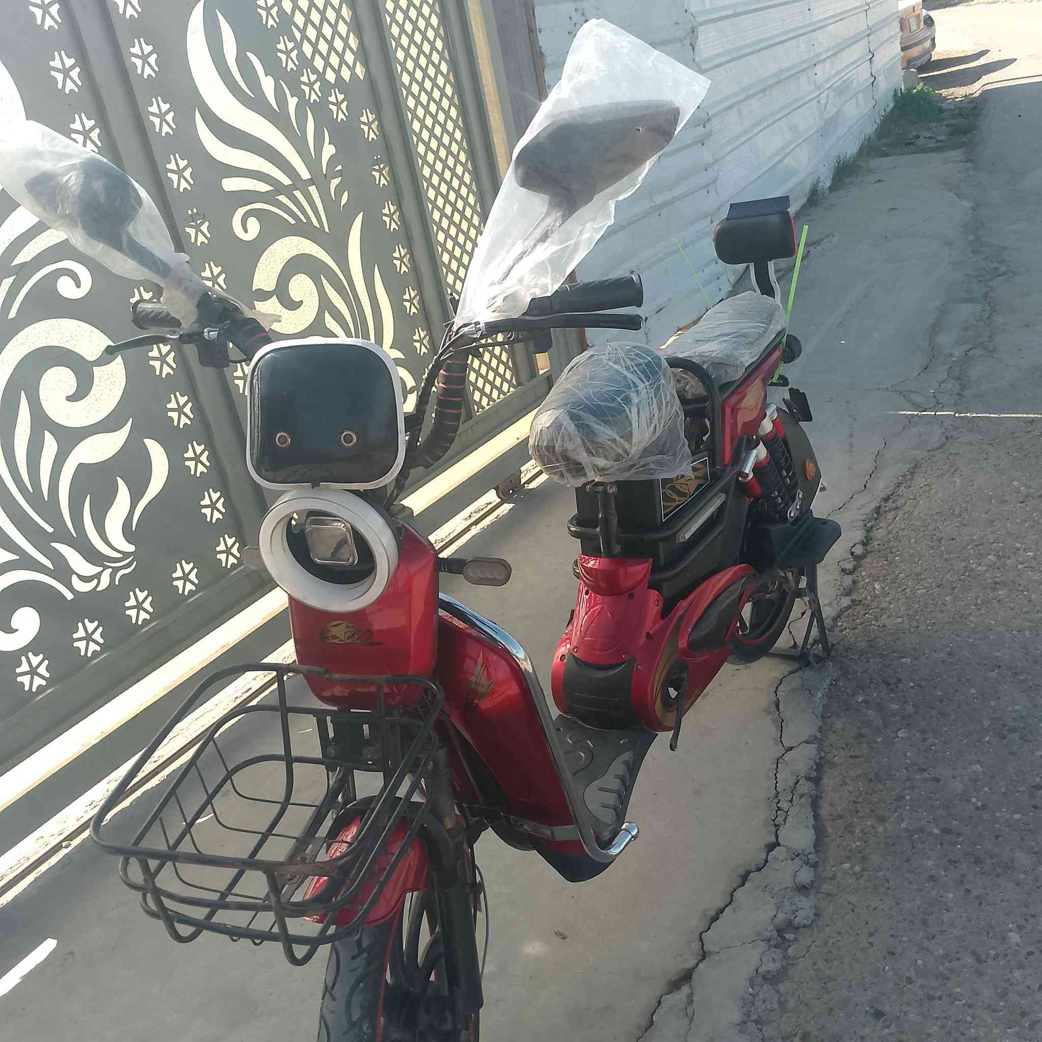 سلام عليكم دراجة شحن موديل 2025نضافة80٪  السعر400الف بيهة مجال ضرر خفيف لشة  عوجة امامية شويةالرقم ولاستفسار كورك:***********:اثير***********
