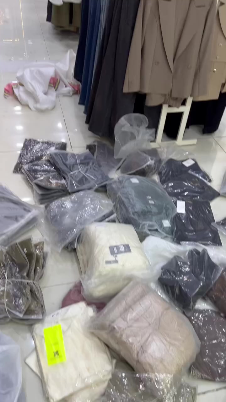 #سنتر_سيدتي 👗
فتحنا بضاعة جديدة 🔥
واليوم وصلت موديلات تجنن داخل السنتر ✨
فستاين، ستر رسمية، كوت، سوت، بشت
وغيرها هواي موديلات الحلوة صارت متوفرة 😍
📍العنوان / بابل_المحاويل شارع البو سبتي قرب فلكة دكتور عامر مكطوف


**إذا كنت صاحب هذا الإعلان وتريد حذفه لأي سبب، رجاءا أرسل رسالة إلى الدعم الفني**