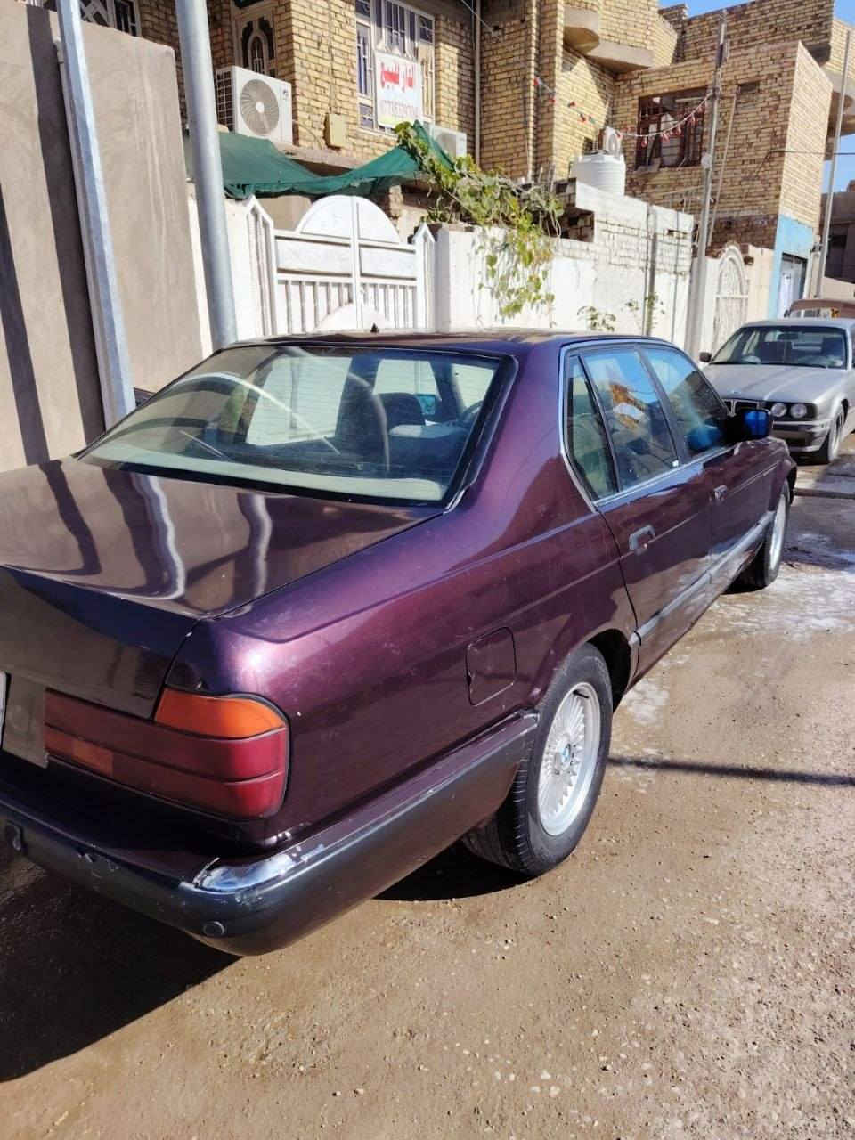 السلام عليكم
BMW 730 وارد الماني
كير ومكينه شرط
دبل جام 
جنطه شفط 
حساس خلفي امام 
حداد نص عمر 
تايرات نص عمر 
كشنات تعبانه 
السقف كنتاره 
السياره توني مسويلهه ادامه ميكانيك 
١ داينمو جديد
٢ جعمقه جديده 
٣ دايفرم جديد
٤ صوندات بور جدد 
٥ صوندات بريك جدد
٦ بلكات جدد
٧ تخم نوزل جديد
٨ فلتر بانزين + صوندات بانزين جدد
الساياره ما مشتغله على دهن عادي كله درجه اوله 
اذا تحب تعرف تفاصيل اكثر للسياره اتصل او راسلني واتساب *********** 
السعر 58 وبيهه مجال بصيط
