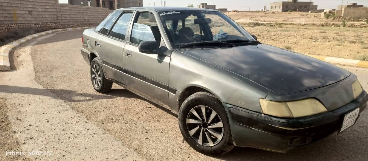السلام عليكم من رخصة الادمن دايو اسبرو موديل 95 سنويه 28 تحويل مباشر محرك 1600مفتوح كفاله كير اوتو كفاله طخم تاير باتري جديد السعر 30 وبيه مجال الاستفسار اكثر على الرقم *********** مكان السياره القائم
