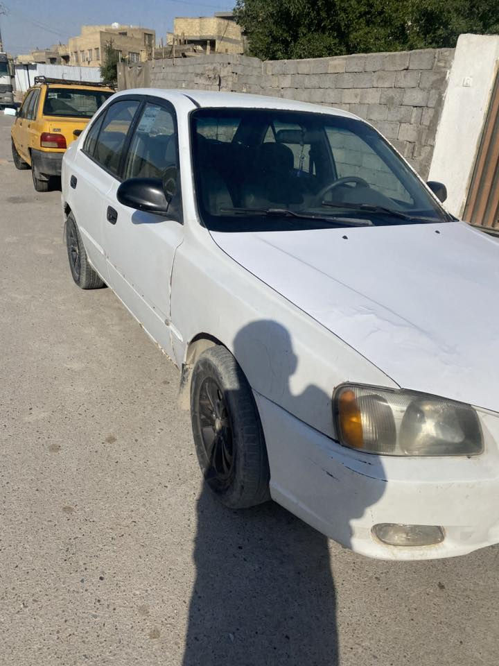 اكسنت فيرنا موديل 2000 كهرباييات كير محرك جاهزات بس عوزهه صبغ كشر تعبان السعر 40 للاتصال ***********
