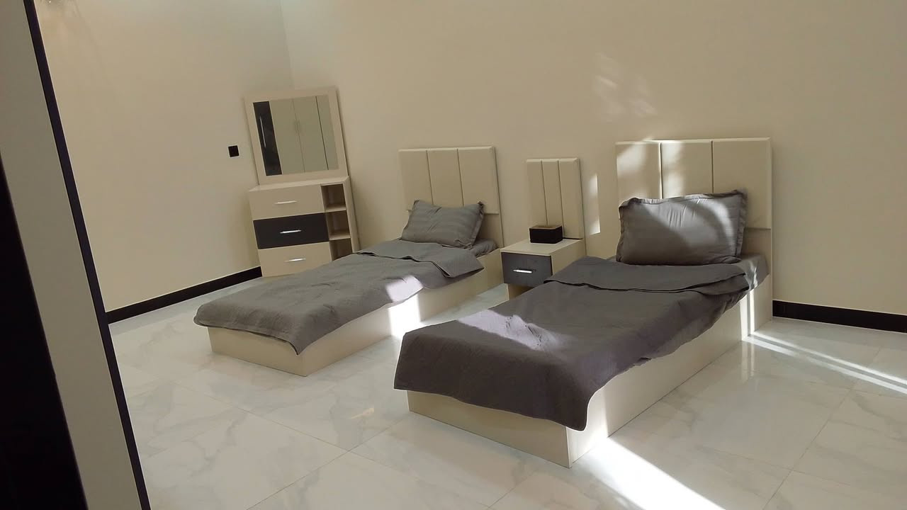 مزرعه ميراج الترفهيه،vip 
احجز مزرعتك وتمتع بالخصوصيه التامه 
التيار الكهربائي علئ مدار 24 كامله بدون نقطاع 
انترنت مفتوح مجاني 
مسبح مخصص الكبار 
يحتوي مزارعنه على العاب الأطفال 
جلسه خارجيه مطله على الحديقه ثم المسبح الخارجي 
صاله كبيره موثثه مكيفه + 2 غرف نومه و مكيفه 
مكان مخصص الشواء مجهز بجميع الاحتياجات الخاصه لذلك 
مجموعه صحيات داخليه متكامله 
ملاحظه المزرعه موثقه في تطبيق اجرلي 
احجز ,☀️أسبح 🏊 اشوي 🐟واقض احلى واتع الاوقات مع عائلتك
في أجواء صيفيه جميله 

العنوان دوره الوعيثه 5 دونم قرب جسر غزه 
الحجز لاتصال ***********  أو مراسلتنا على الواتساب
