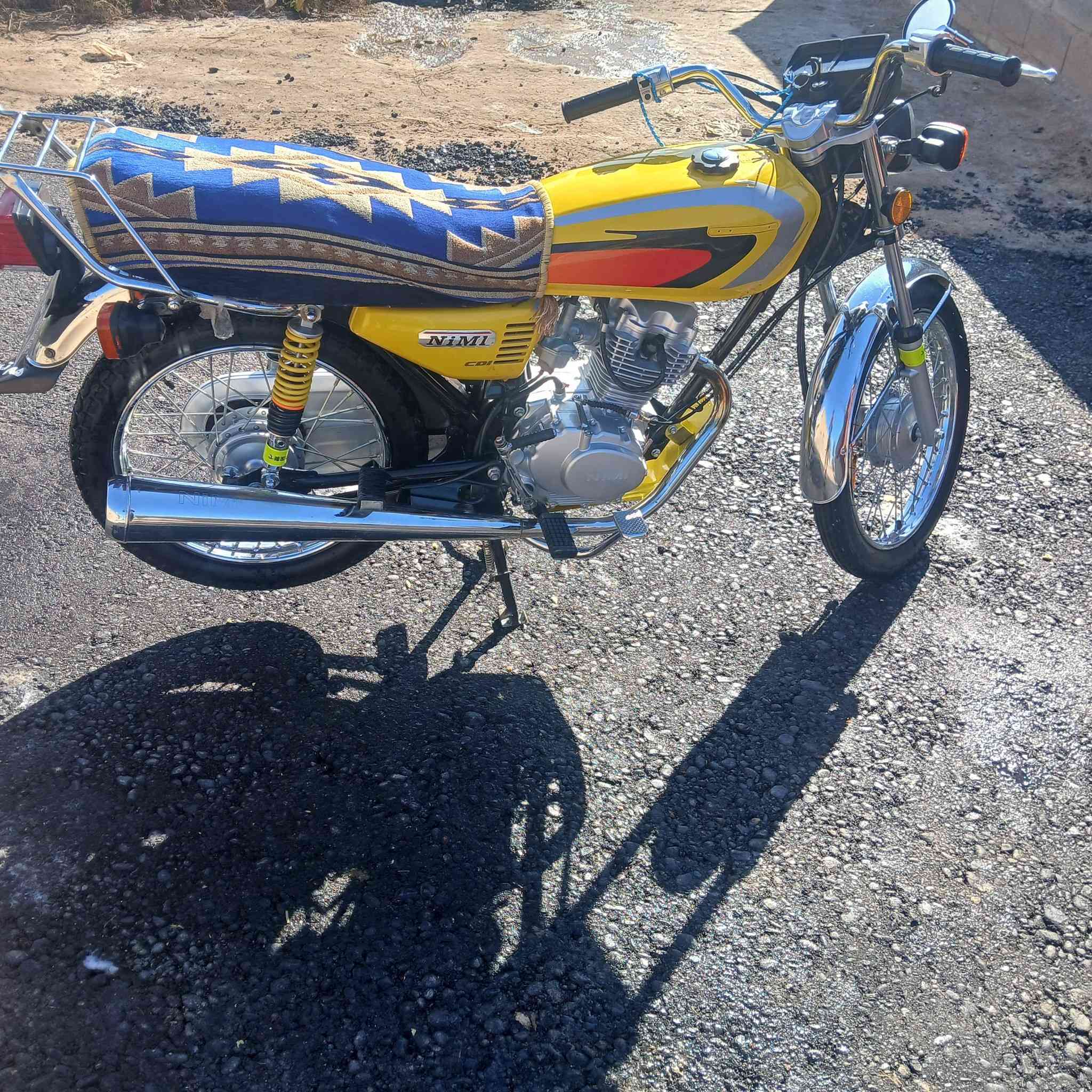 السلام عليكم دراجة للبيع نامة اسكنر بعدهي زيرو اوراق بسمي المكان معمل الورق قرب ابو  وهاذ رقمي وخادم لشراي ***********
