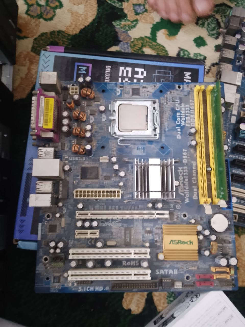 اي قطعة ب5 توصيل موجود


**إذا كنت صاحب هذا الإعلان وتريد حذفه لأي سبب، رجاءا أرسل رسالة إلى الدعم الفني**