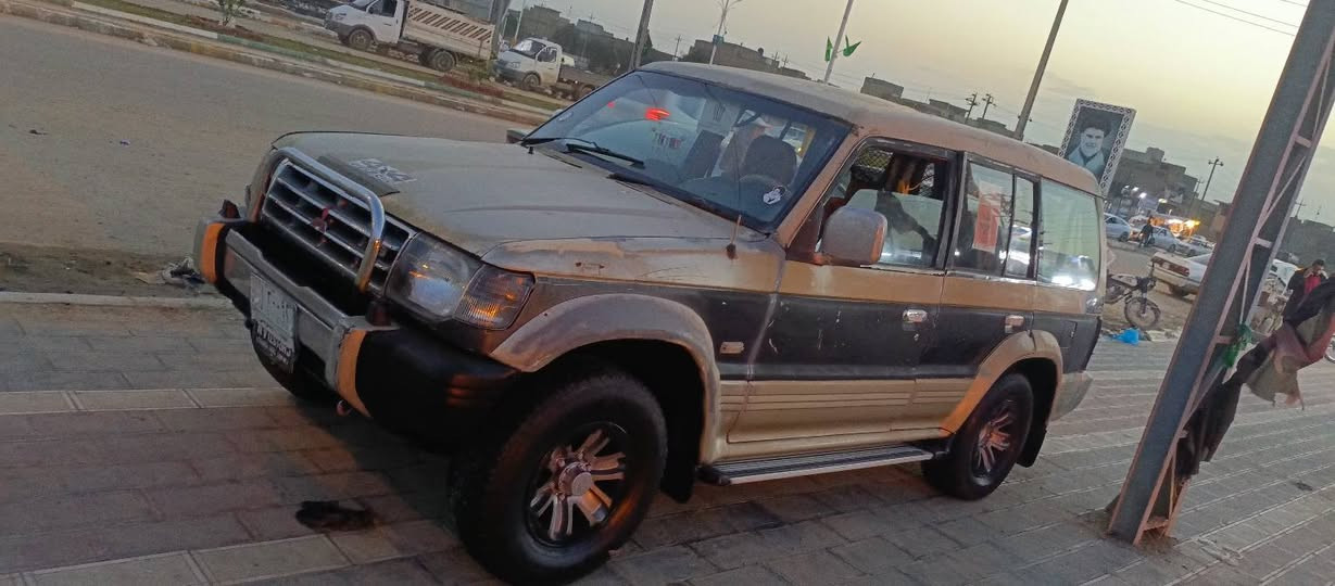 باجيرو موديل 2000 مكينه وقير اثنين ونص في بي تي رقم نجف بيع سريع مناسبه رقم ***********

