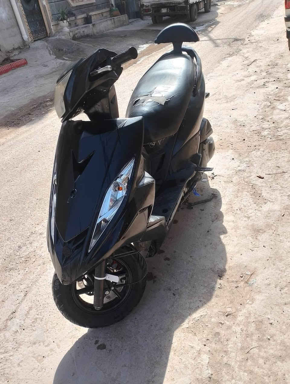 السلام عليكم جيتي ار كهربايات كله شغال لا نضوح ولا تبخير نكره بل وقت  شلعه معدل قويه بيع او مراوس بعدله السعر 500 مكاني  بغداد البياع رقم ***********
