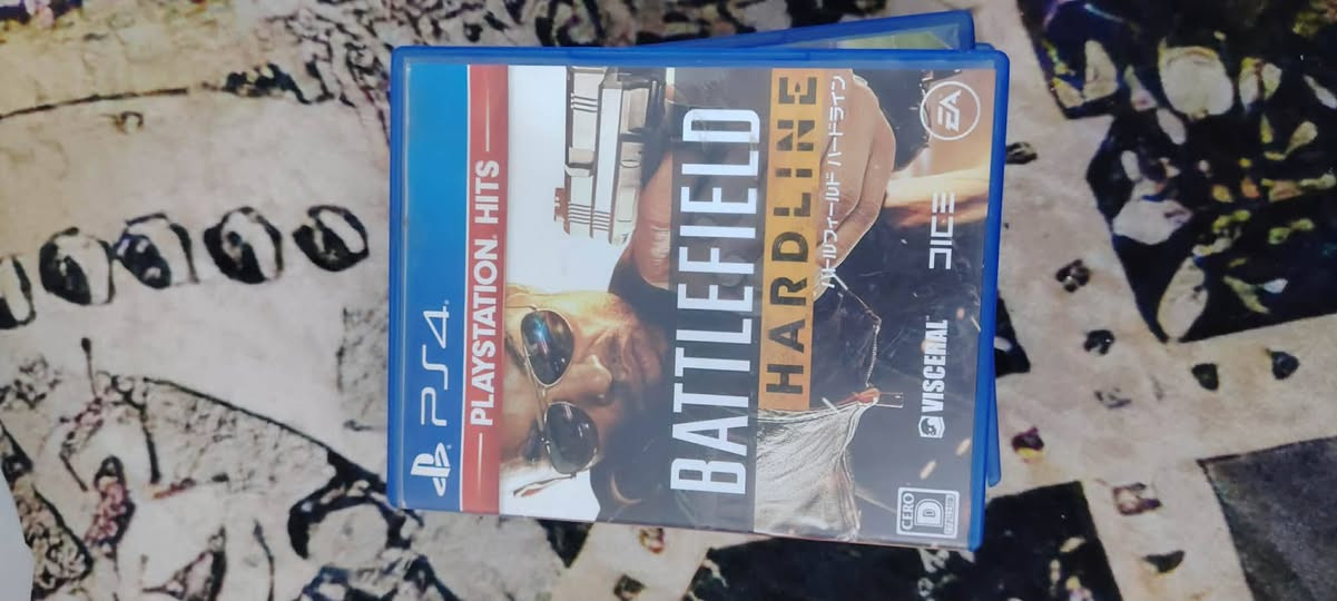 بلي 4 مامفتوح اسلم نضيف
غراضه كامله 500كيكه
مامفتوح علفحص 
السعر 250 قفل شراي يتفضل خاص


**إذا كنت صاحب هذا الإعلان وتريد حذفه لأي سبب، رجاءا أرسل رسالة إلى الدعم الفني**