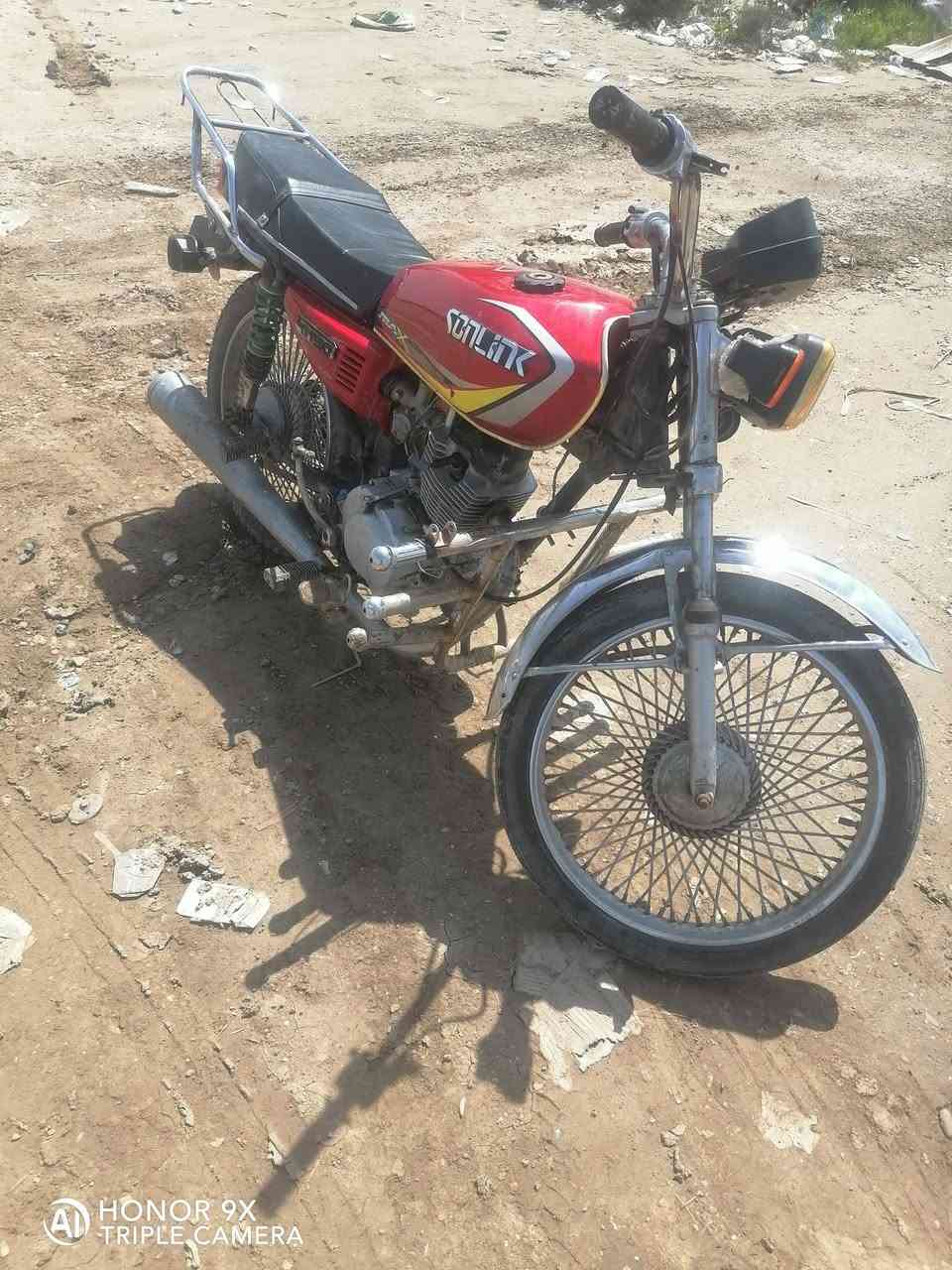 سلام عليكم  تايكر للبيع موديل 2017 بدون  سعر 250 وبيها مجال


**إذا كنت صاحب هذا الإعلان وتريد حذفه لأي سبب، رجاءا أرسل رسالة إلى الدعم الفني**