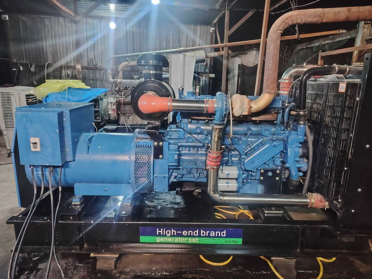 ياالله سلام عليكم ورحمة الله وبركاته عيوني مولد شتاير للبيع 24 ولف راس توليد 400kv المولده شغاله وستندر بعدهه جديده التفاصيل الاتصال ع رقم ***********
