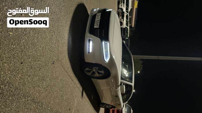 للبيع جارجر 2021  اصل 18  مرمز
تحويل ثاني يوم
سياره جديده ماشيه 80 الف ميا
وجاهزه مابيها اي نقص كلها 100%
محرك 3600 تو ويل 
لون ابيض
مواصفات نص 
شاشه جبيره
ضرر خفيف طخه بس بالجاملغ خلفي 
صور الحادث يراسلني واتساب وادزله
السعر 210 وبيه مجال للشراي
للاستفسار ***********
مكاني بصره البصرة, العراق
