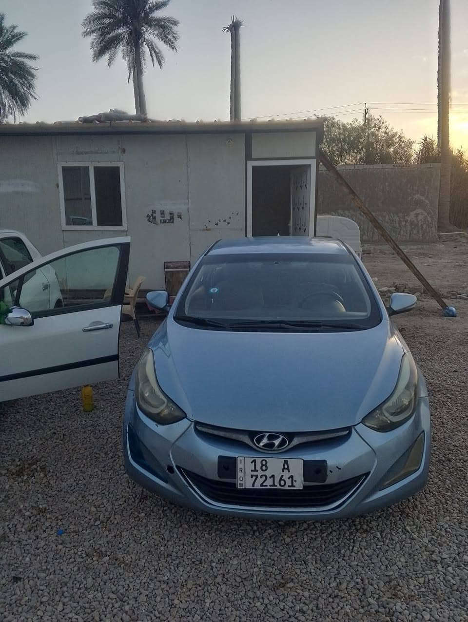 🚗 للبيع هونداي النترا 🚗
سيارة رياضية (تك باب) بحالة جيدة، مكينة وكير وحدادية وتبريد ممتازة، رقم بابل ورقم إنكليزي، سنوية باسمي،  وتحكم عدد (2). السيارة مصبوغة أحزام للجمالية وبها ضربة خفيفة بالجاملغ الأمامي.
✨ سيارة مرتبة وجاهزة للاستخدام، وما تحتاج مصروف. 💰 السعر: 87 ورقة وبيها مجال بسيط للجاد.
📍 العنوان: بابل - المسيب
📞 رقم الهاتف: ***********
"الرزق على الله، والبيع للجادين فقط." 🚘🤝
