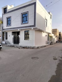 بناية للبيع • بيت وشقتين • 120م