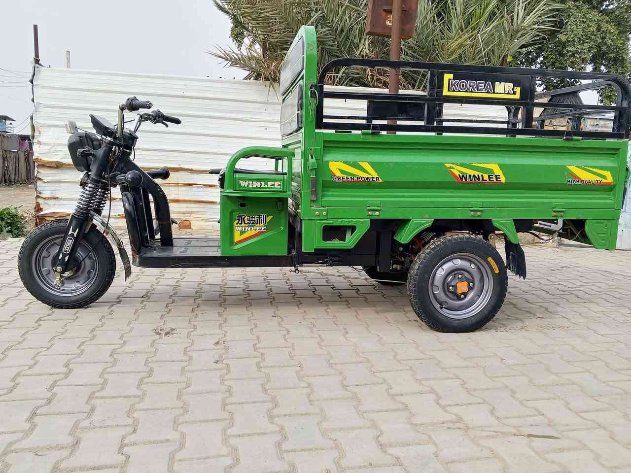 ستوته شحن جديده حيل حجم الكبير 
بطاريات 6 جدد 
كاملة من كلشي 
السعر مليون 
شمال بغداد الطارميه 
الهاتف ***********
