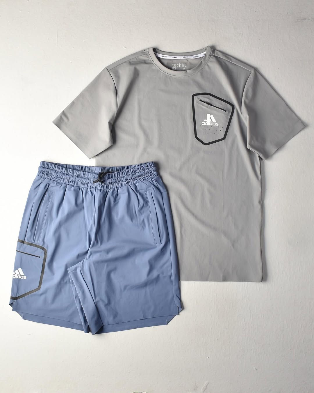 طقم تشيرت بولستر شورت وتر بروف
السعر :25 الف
القياسات :M-L-Xl-2Xl
خدمة توصيل جميع المحافضات :5 الاف


**إذا كنت صاحب هذا الإعلان وتريد حذفه لأي سبب، رجاءا أرسل رسالة إلى الدعم الفني**
