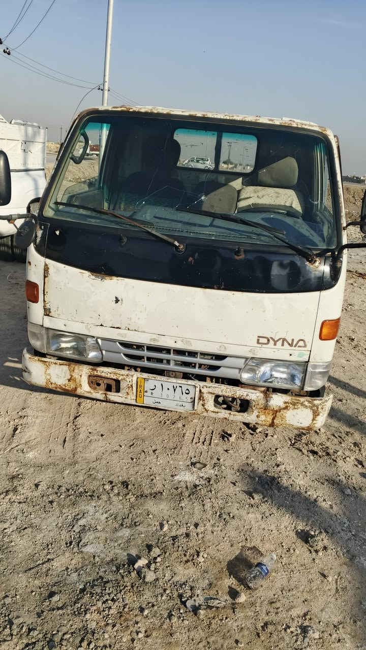 سلام عليكم 
تيوتا داينه 2000 محرك بانزين سياره بلسنويه كاز 
اله حصه كاز 40 التر سياره جديده مكفولة من صبغ ولضربه 
محرك جديد ثريواي جديد طخم تاير جديد العنوان الناصريه 
رقم بغداد راعيه بغداد ما اندله عنوانه بغداد الكرخ 
اتعهد باصولياته ولحجز ولسرقه ولطلب 
*********** السعر 35 وترهم مراوس كهربائيه توني مسويه كله
