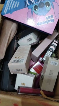 كارتون مكياج • ماك • توصيل مجاني