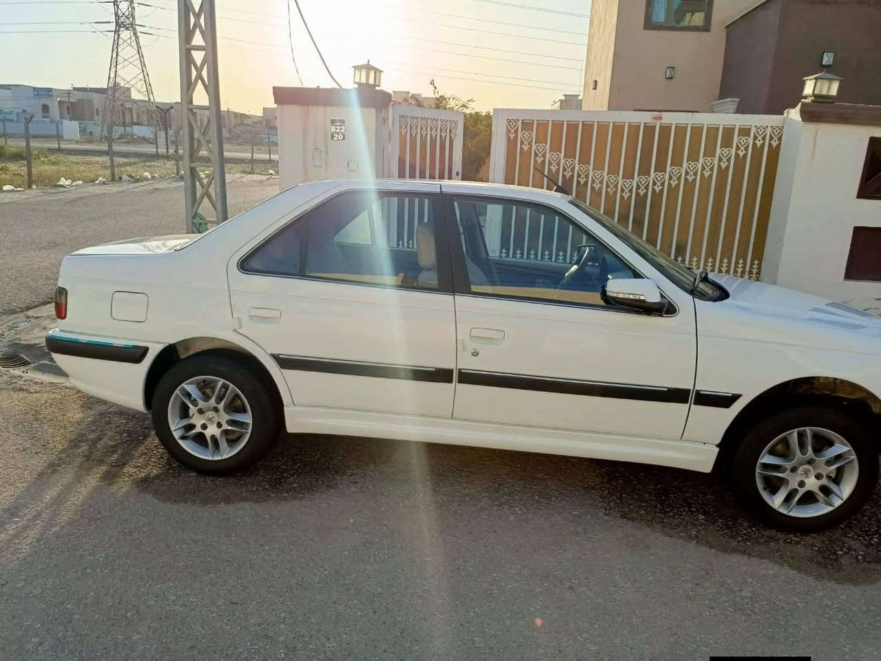 بيجو بارص ١٧ سيارة جديدة بيه بارد بل باب الايسر سعر ٤٨ مكاني اورفلي ممتواجد عل فيس للستفسار الاتصال ***********
