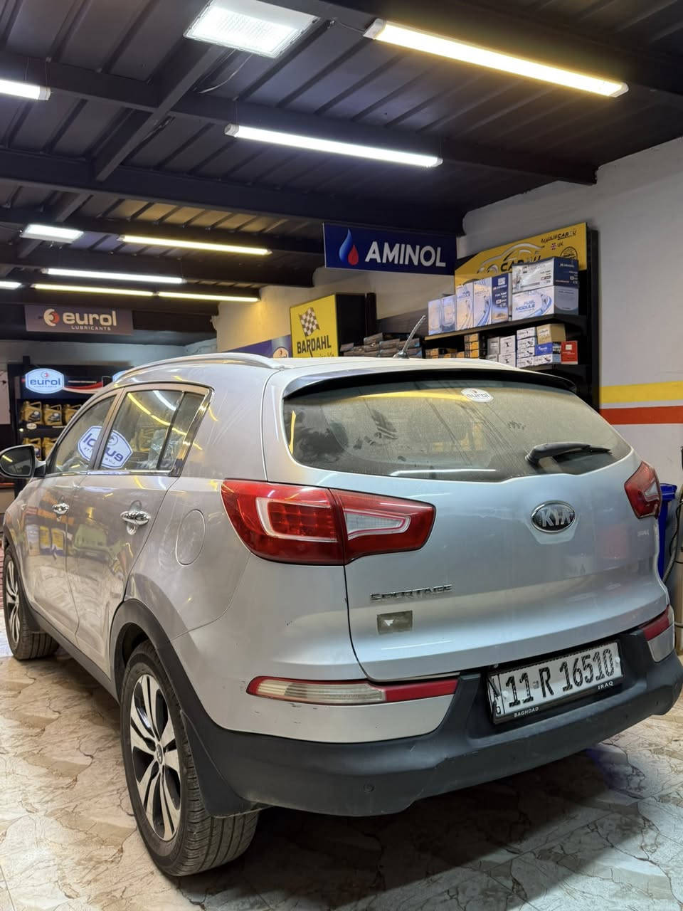 سلام عليكم
سبورتج ٢٠١٤ خليجي ماشية ١٩٤

الف كيلو متر
السيارة بيها باب خلفي صبغ
فقط والقمارة بداية جراد وبيها

طخطخات وملاحظات بسيطة
كير ومحرك بلاديات والسيارة

عليها ادامة كاملة وبدون اي
نقص السيارة باسمي ورقم

جديد وهزة جديدة
العنوان بغداد 
١٣٦ ورقة
***********
